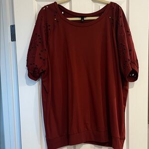 Women's Eyelet Sleeve Top